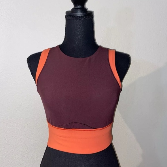 Lululemon Kick Serve Sweat Sports Bra Color lock Size 6 Luxtreme Red Orange - Picture 2 of 10